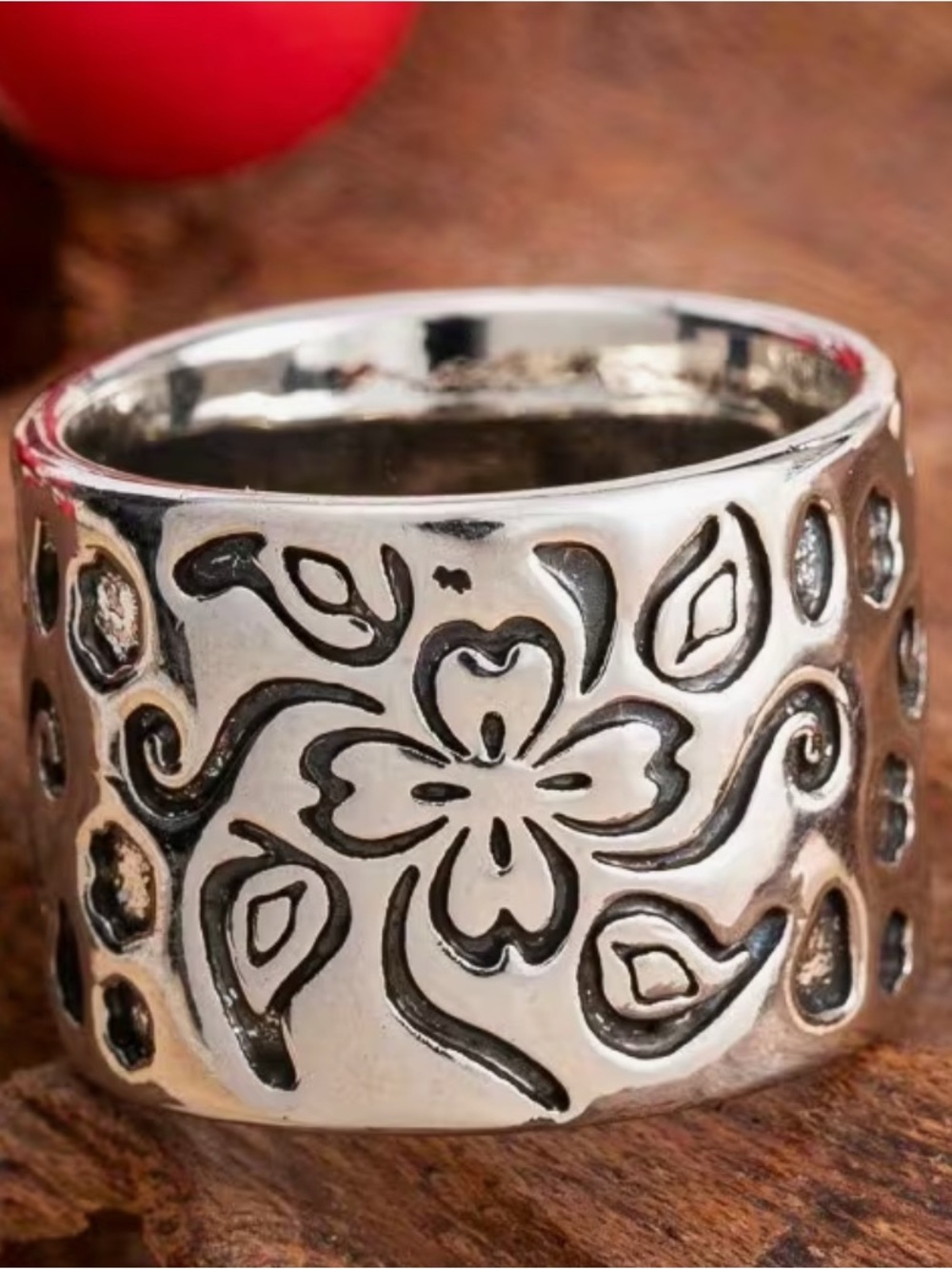 Boutique 9 Silver Floral Wide Band Ring